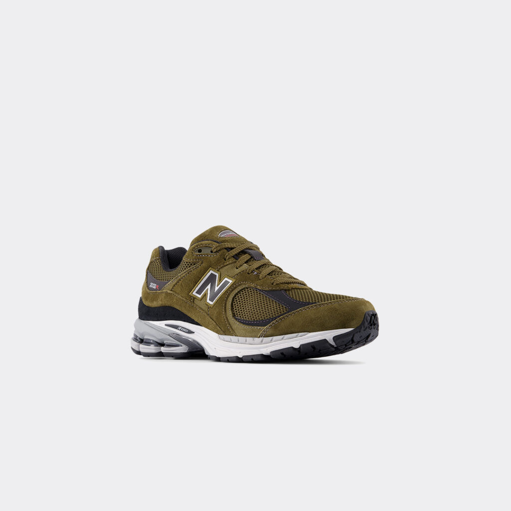 new-balance-2002r-u2002rr-sneakers-woodland-1