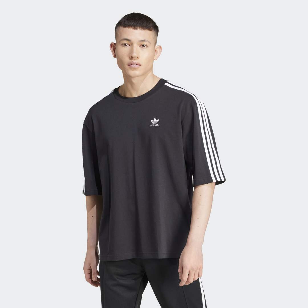 adidas-adicolor-oversized-tee-iz1832-black.jpg adidas-adicolor-oversized-tee-iz1832-black