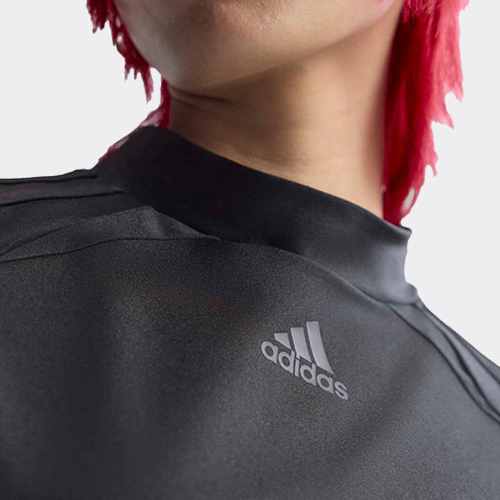 adidas-adicolor-teamgeist-baby-tee-women-jz8278-black-3