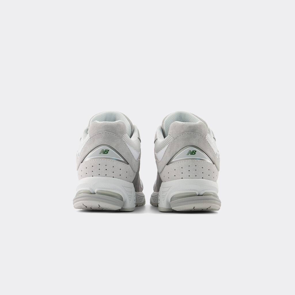 new-balance-2002r-u2002rk-sneakers-rain-cloud-5