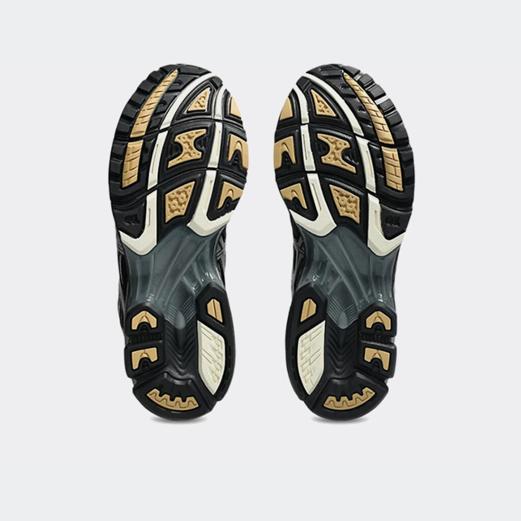 asics-sportstyle-gel-nimbus-10.1-unisex-shoes-1203a543-005-black-4