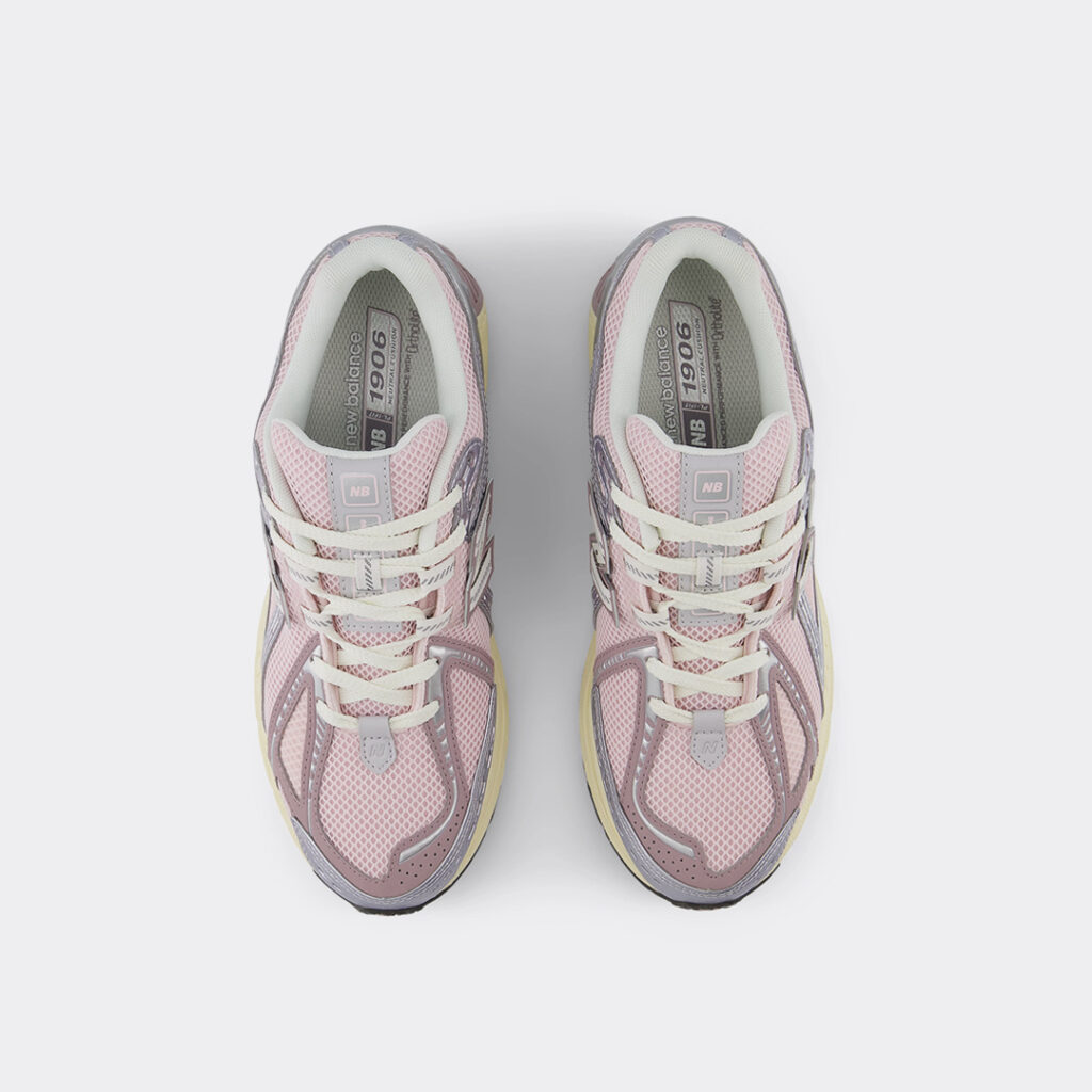 new-balance-1906r-sneakers-u1906rnf-rose-3