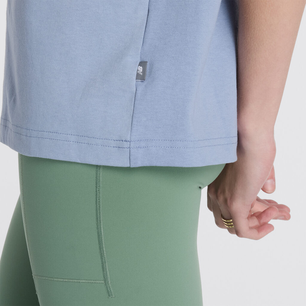 new-balance-debut-vase-t-shirt-wt51940-dus-dusk-shower-5