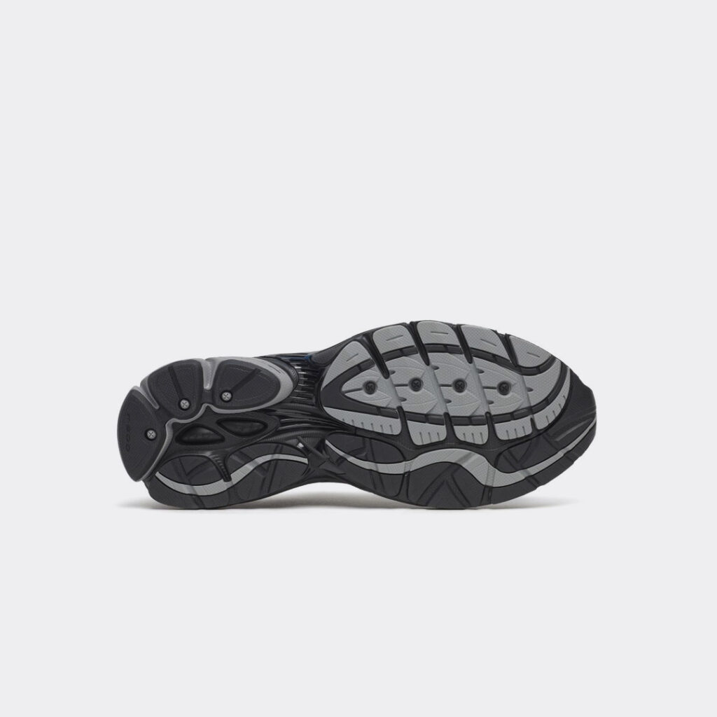 saucony-originals-progrid-omni-9-sneakers-s70739-13-black-silver-4