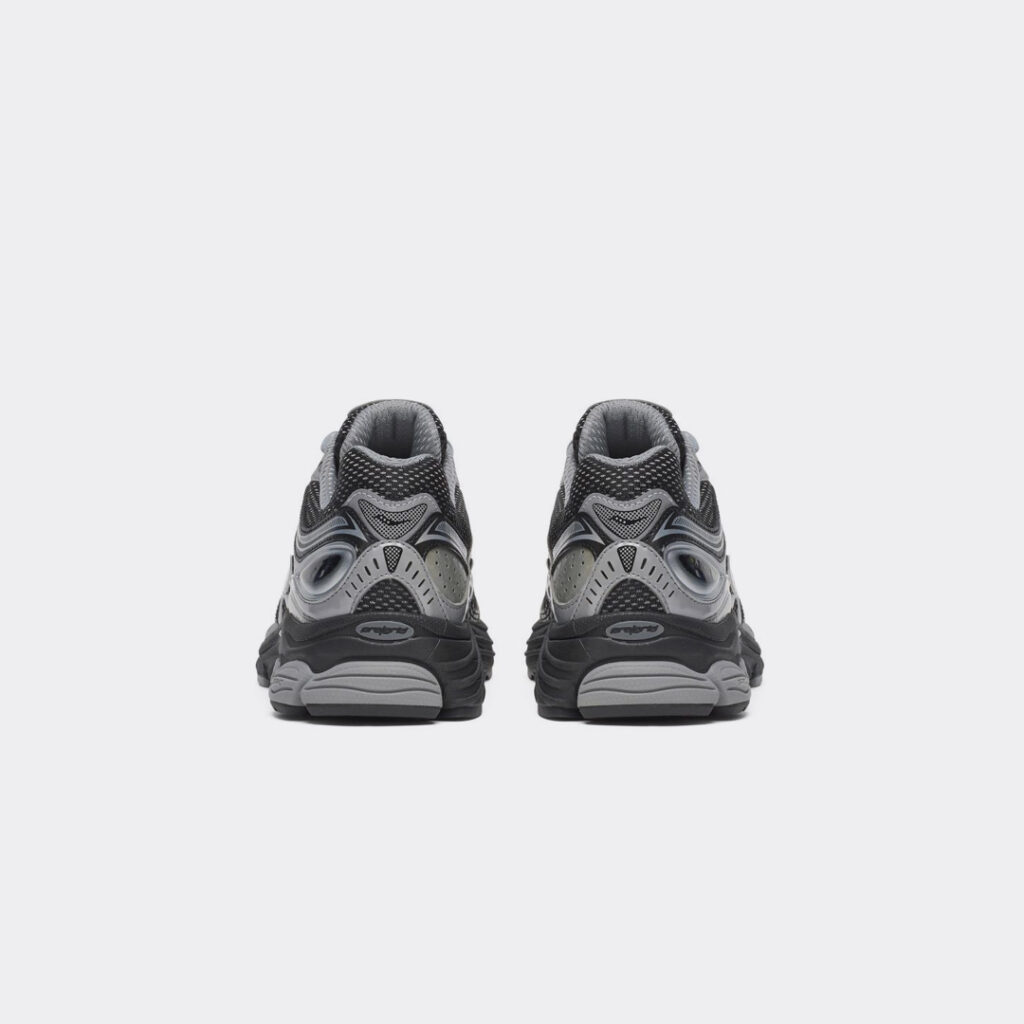 saucony-originals-progrid-omni-9-sneakers-s70739-13-black-silver-5