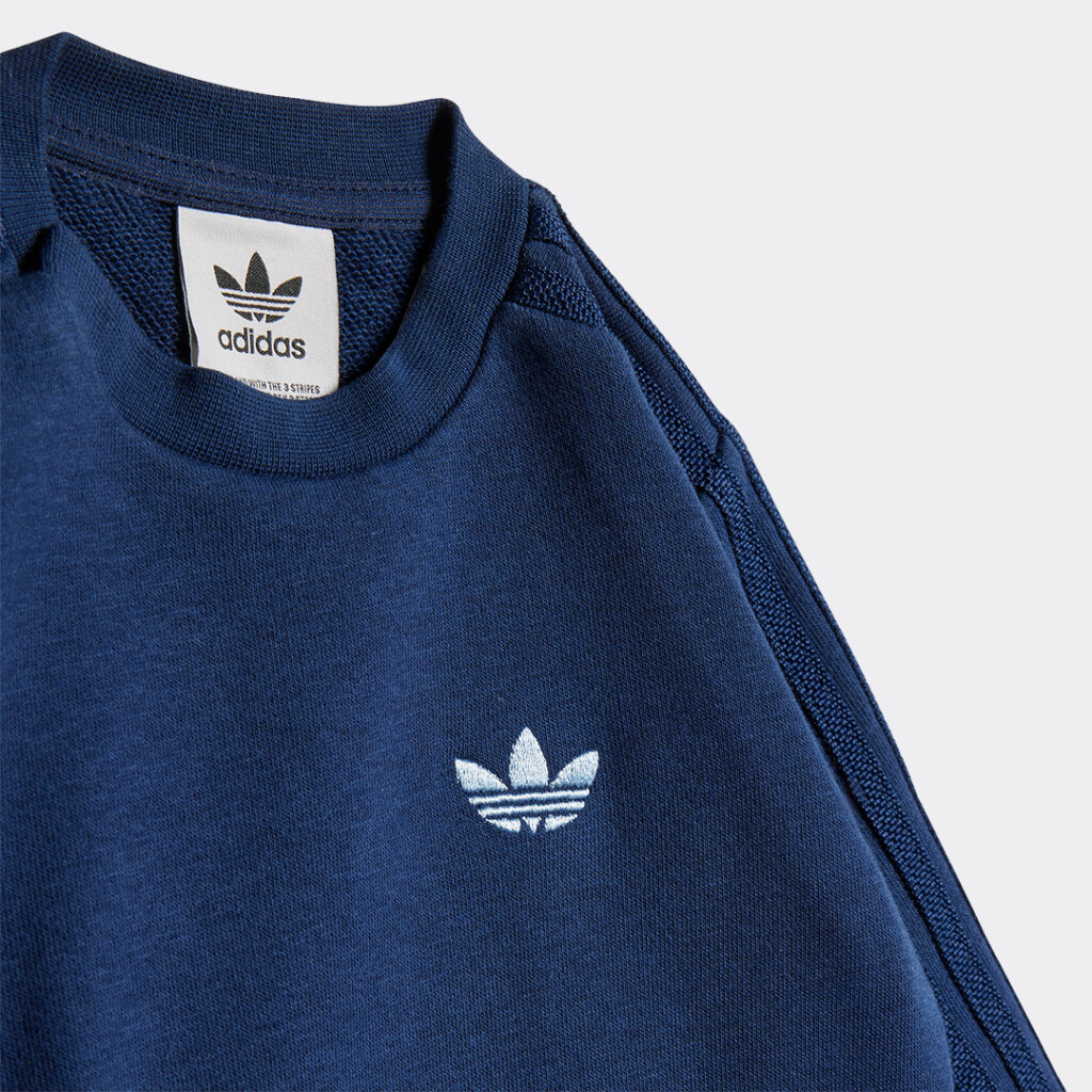 adidas-denim-crew-set-kids-jd5826-medium-blue-denim-3
