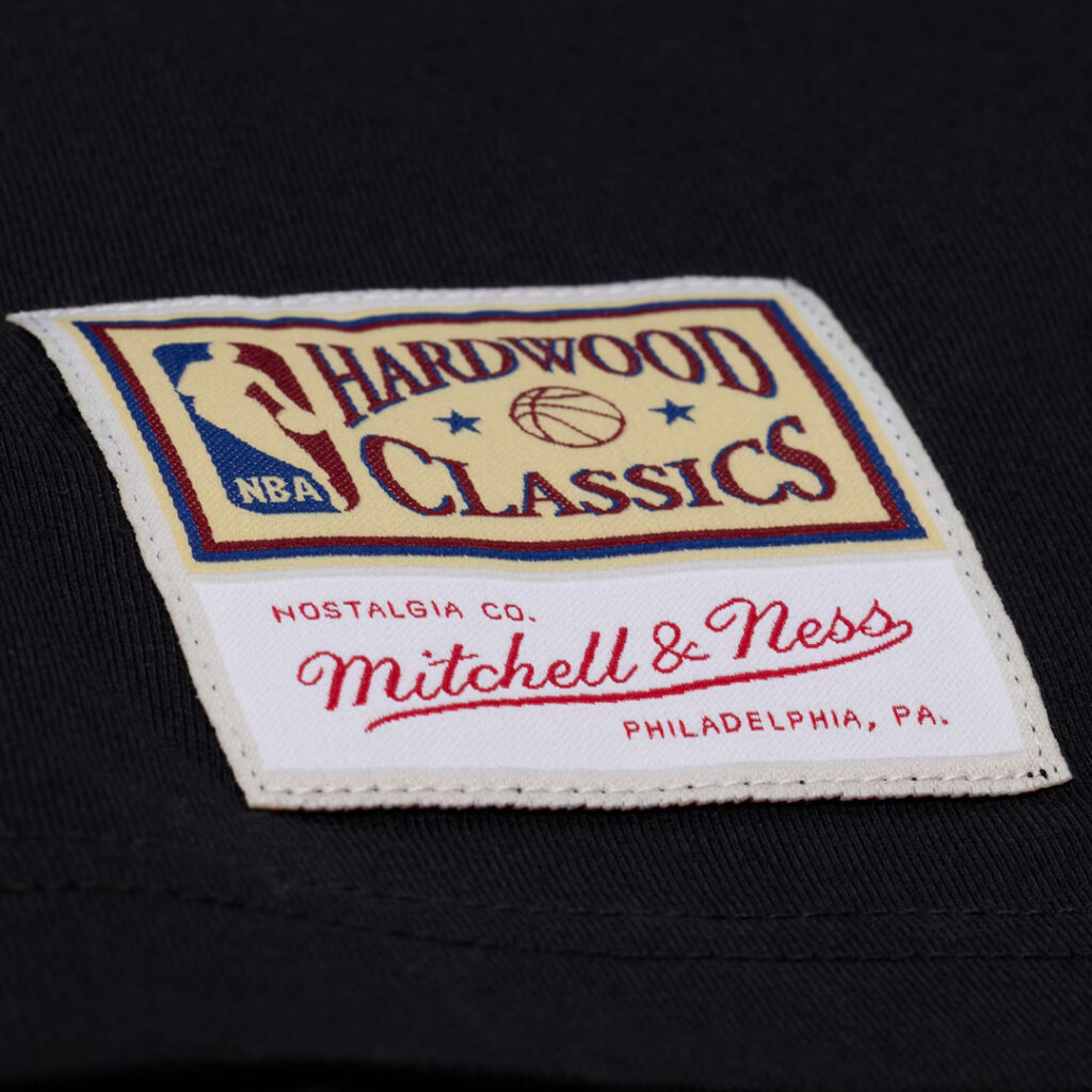 mitchell-and-ness-boston-celtics-black-head-coach-t-shirt-fc16318-bceblck-4