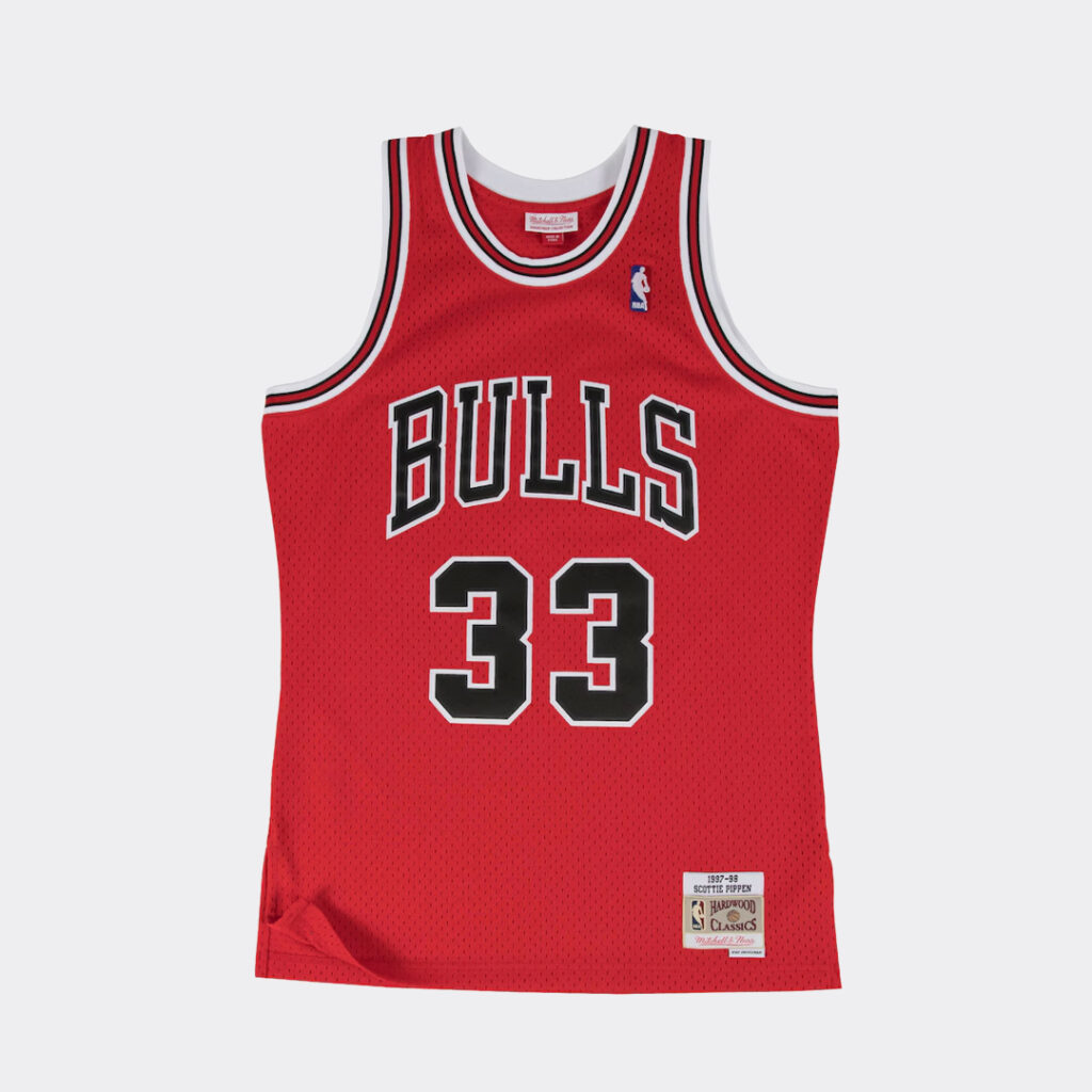 mitchell-and-ness-nba-swingman-jersey-bulls-1997-scottie-pippen-smjygs18153-cbuscar97spi