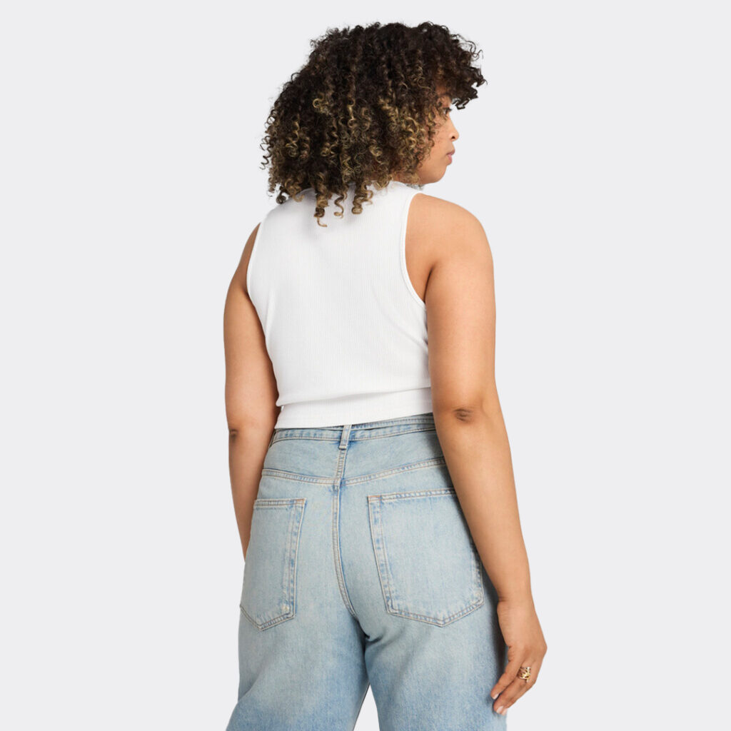 puma-wardrobe-essentials-ribbed-crop-top-629765-02-white-3