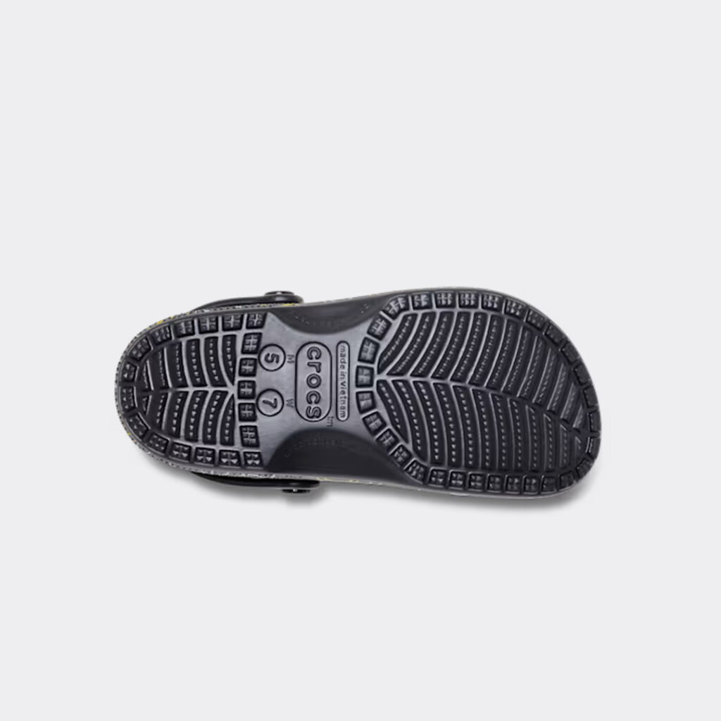 crocs-smileyworld-classic-clog-211693-90h-3