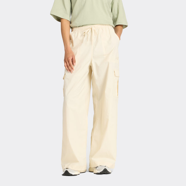 new-balance-woven-cargo-pant-wp53504-lin-beige