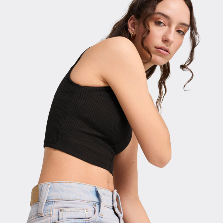 puma-wardrobe-essentials-ribbed-crop-top-629765-01-black-1