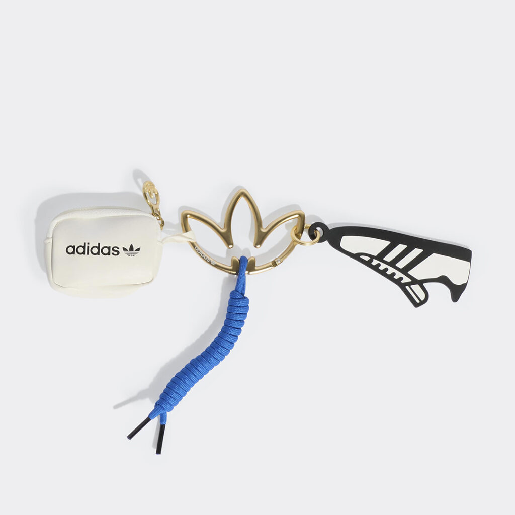 adidas-originals-key-chain-ke2334-gold-metallic