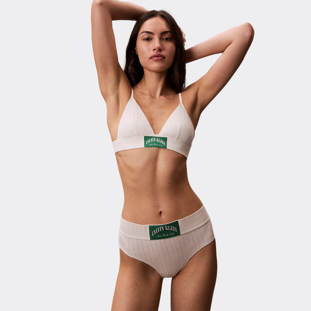 calvin-klein-heritage-lightly-lined-triangle-bralette-lv00qf8886-yas-tofu-2
