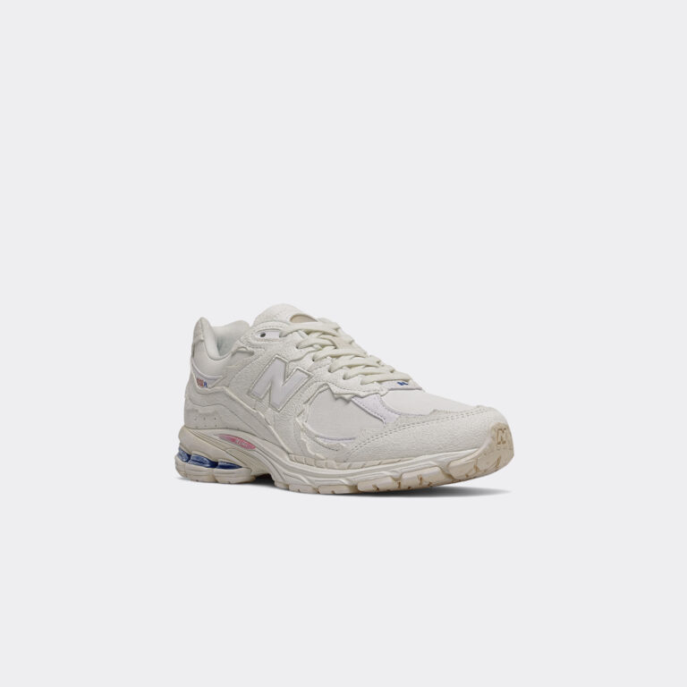 new-balance-2002r-sneakers-m2002rdc-sea-salt-1