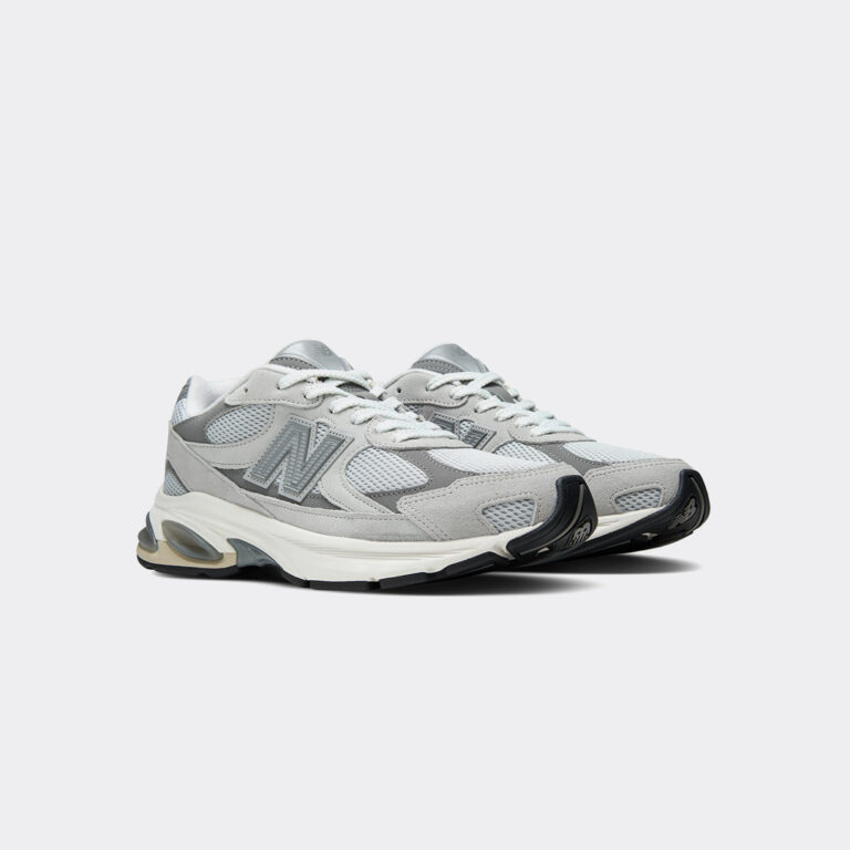 new-balance-2010-sneakers-u201011n-grey-1