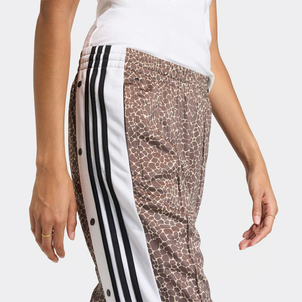 adidas-aop-adi-break-pants-kd8820-earth-strata-3