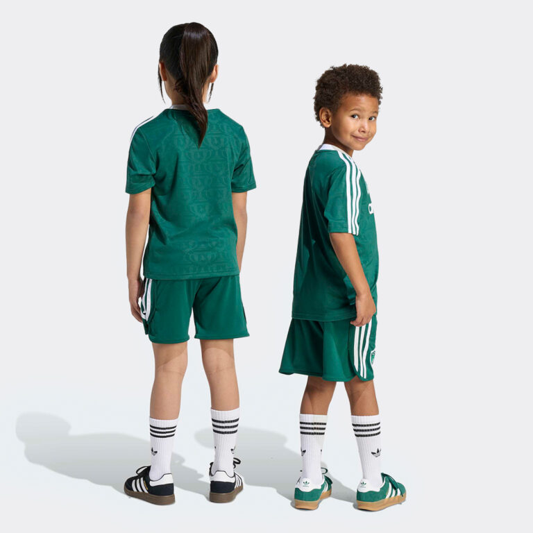 adidas-disney-short-jersey-set-kc8432-collegiate-green-1