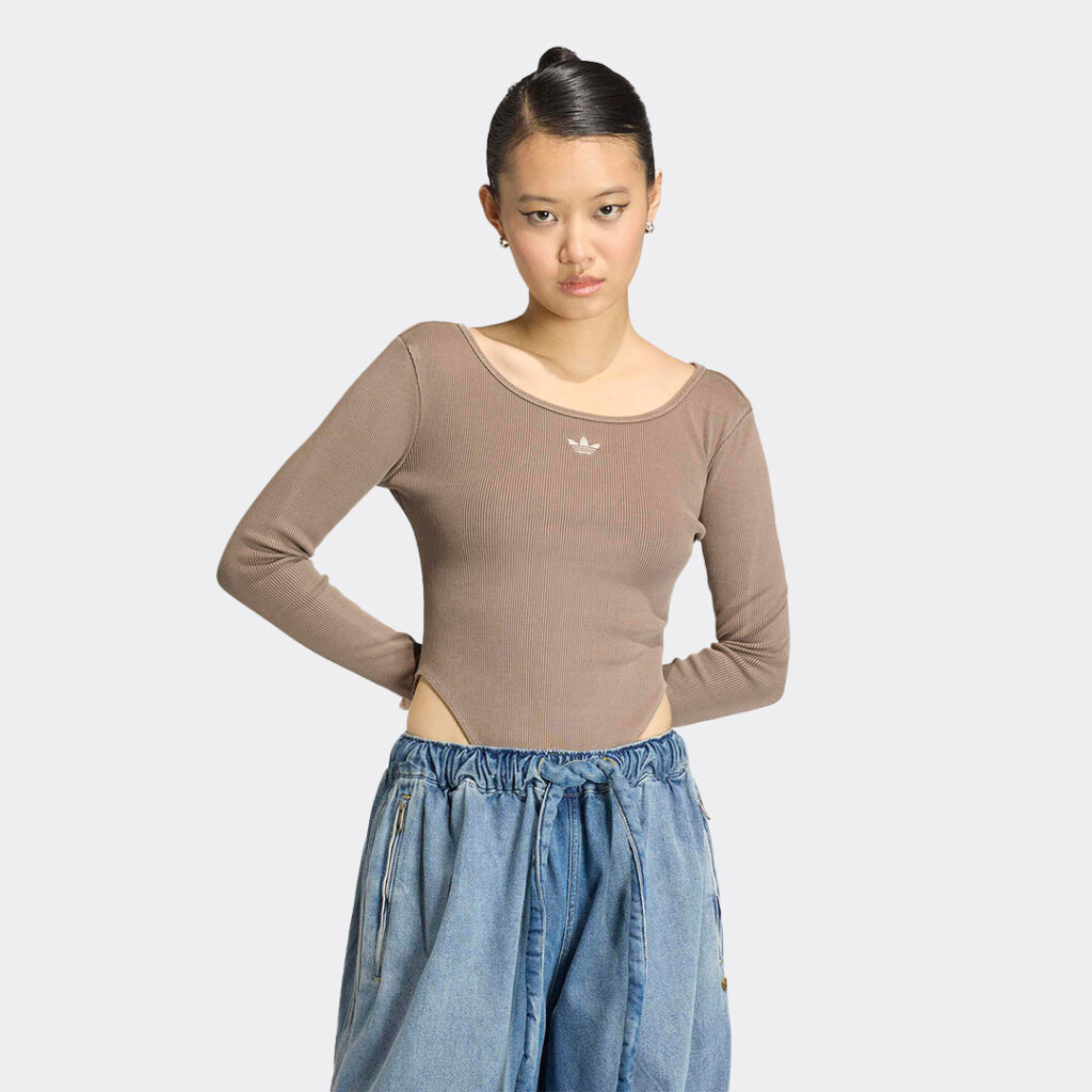 adidas-essentials-rib-longsleeve-bodysuit-washed-ke1122-earth-strata