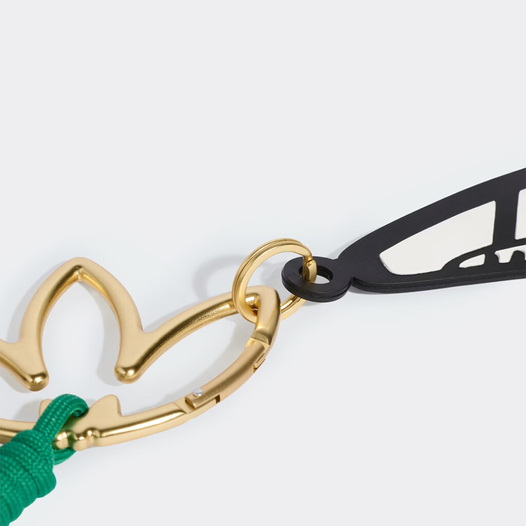 adidas-originals-key-chain-ke2333-gold-metallic-2