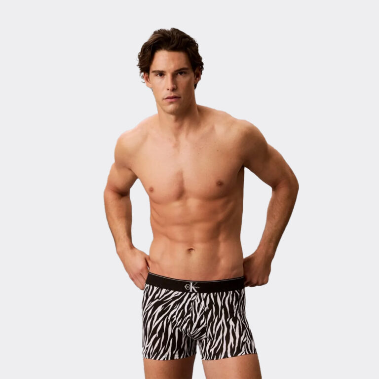 calvin-klein-graphic-monogram-cotton-stretch-3-pack-trunks-lv00nb4472-53o-black-bias-tiger-1