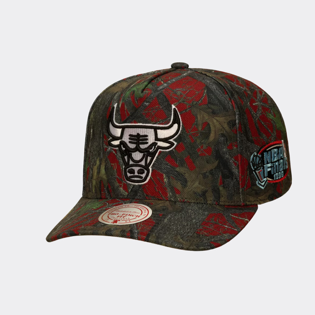 mitchell-and-ness-chicago-bulls-red-quiet-blaze-pro-pinch-snapback-hat-hp17650-cbumult