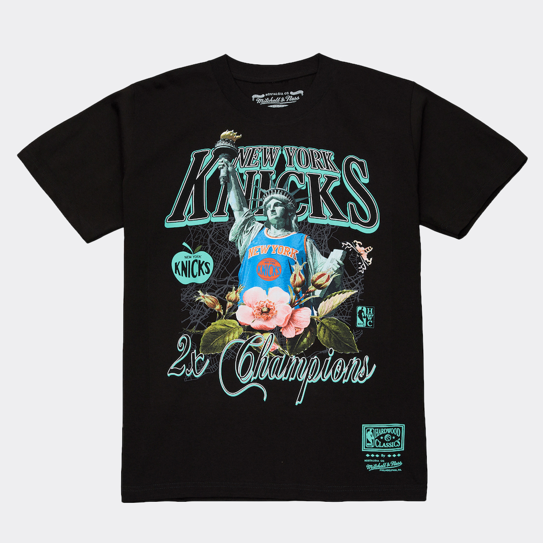 mitchell-and-ness-new-york-knicks-in-the-city-t-shirt-tp17886-nykblck.jpg mitchell-and-ness-new-york-knicks-in-the-city-t-shirt-tp17886-nykblck