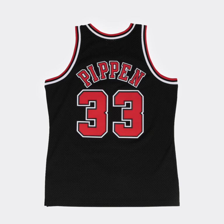 mitchell-and-ness-scottie-pippen-chicago-bulls-1997-98-swingman-jersey-smjygs18151-cbublck97spi-1