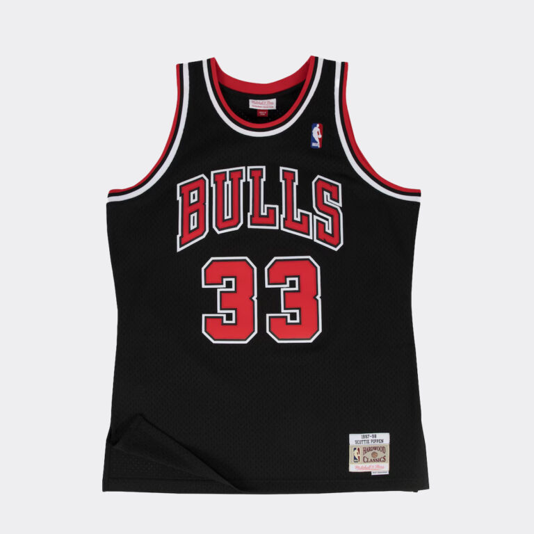 mitchell-and-ness-scottie-pippen-chicago-bulls-1997-98-swingman-jersey-smjygs18151-cbublck97spi