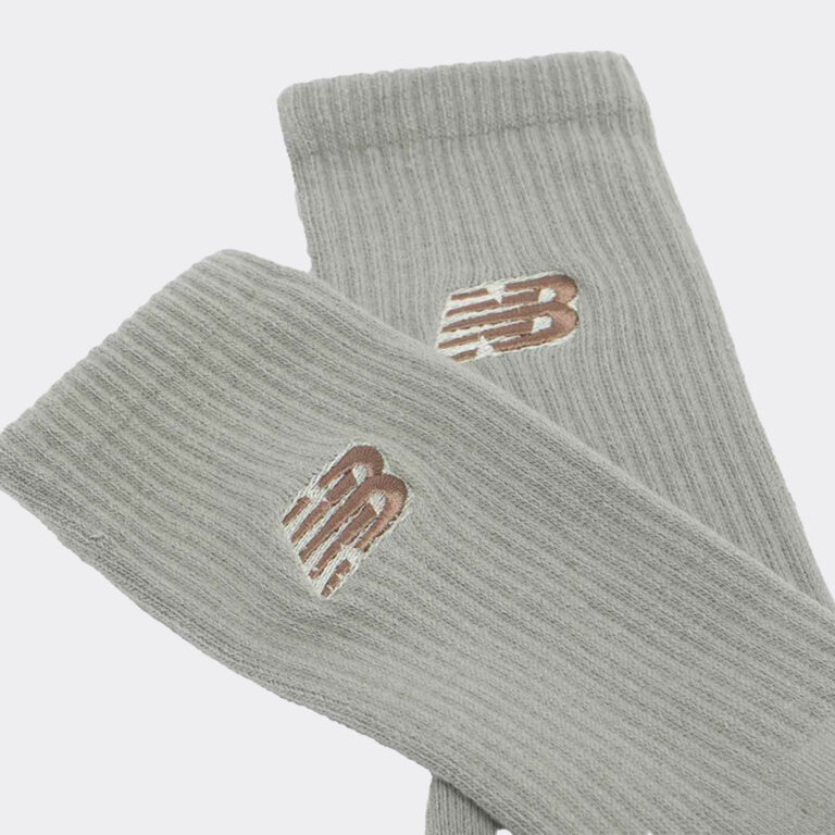 new-balance-embroidered-logo-midcalf-socks-3-pack-las53643-as2-1