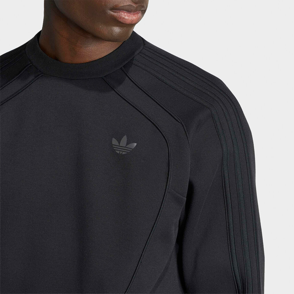 adidas-spacer-teamgeist-26-cutline-crew-kt4424-black-4