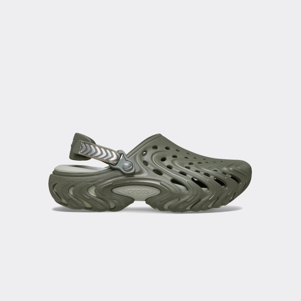 crocs-echo-ii-chrome-213780-1zy-silver