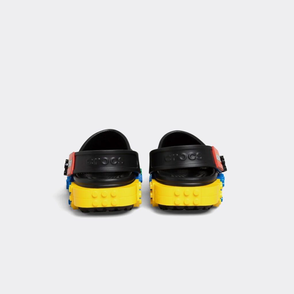 crocs-x-lego-4lw-system-clog-211873-001-black-5