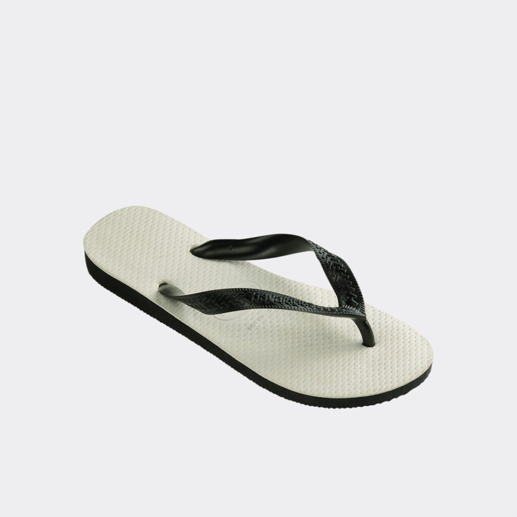 havaianas-tradicional-flip-flops-4001280-00090-black-3