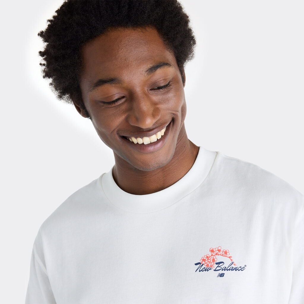 new-balance-grab-a-bite-tokyo-t-shirt-mt62d8ce-sst-sea-salt-3