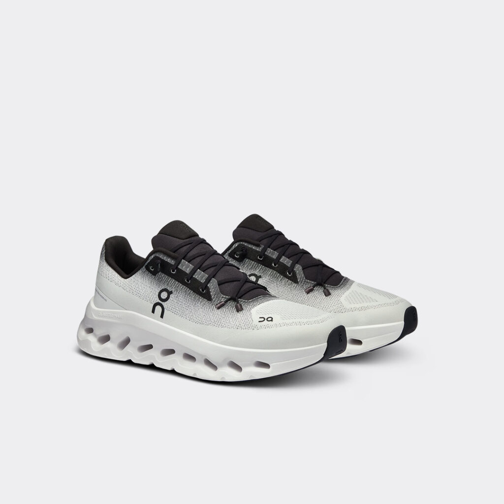 on-cloudtilt-sneakers-3me10101430-black-ivory-1
