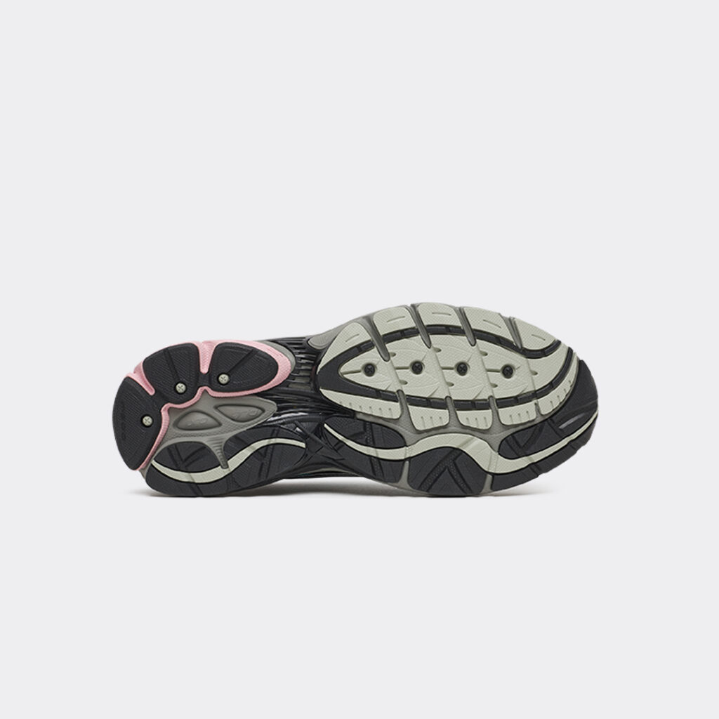 saucony-progrid-omni-9-og-s101245-1029-black-multi-4