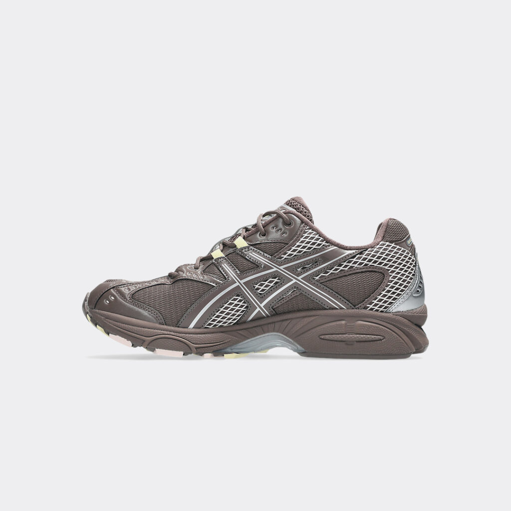 asics-gel-nimbus-10-1-sneakers-1203a599-200-cocoa-powder-2