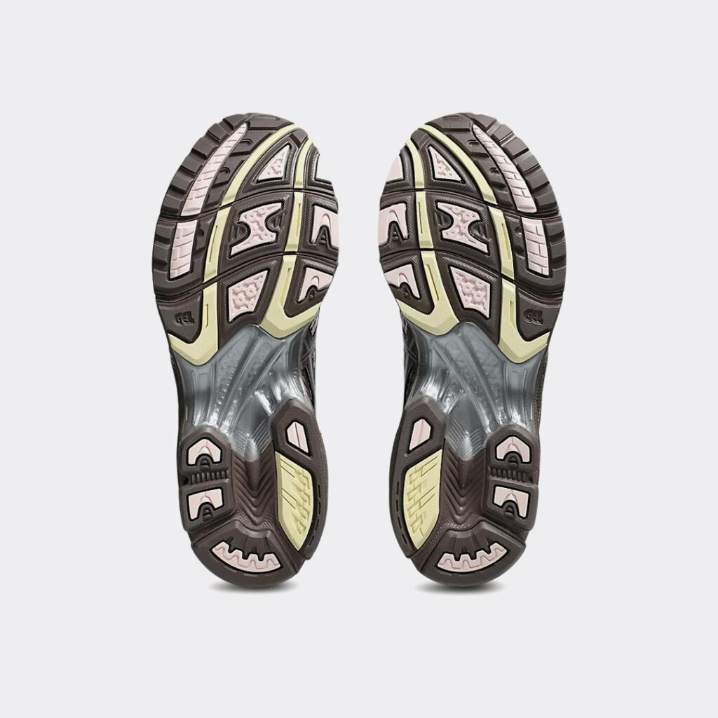 asics-gel-nimbus-10-1-sneakers-1203a599-200-cocoa-powder-4