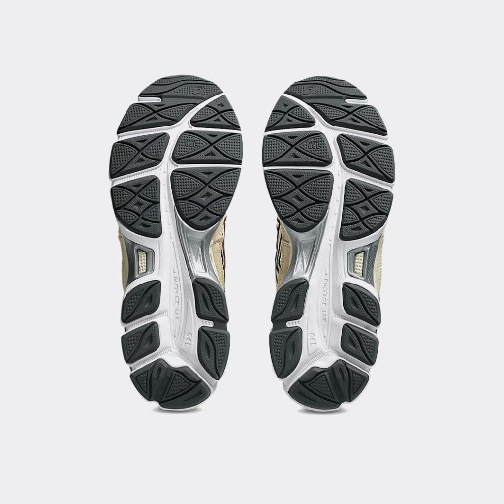 asics-gel-nyc-sneakers-1203a383-117-white-roasted-coffee-4