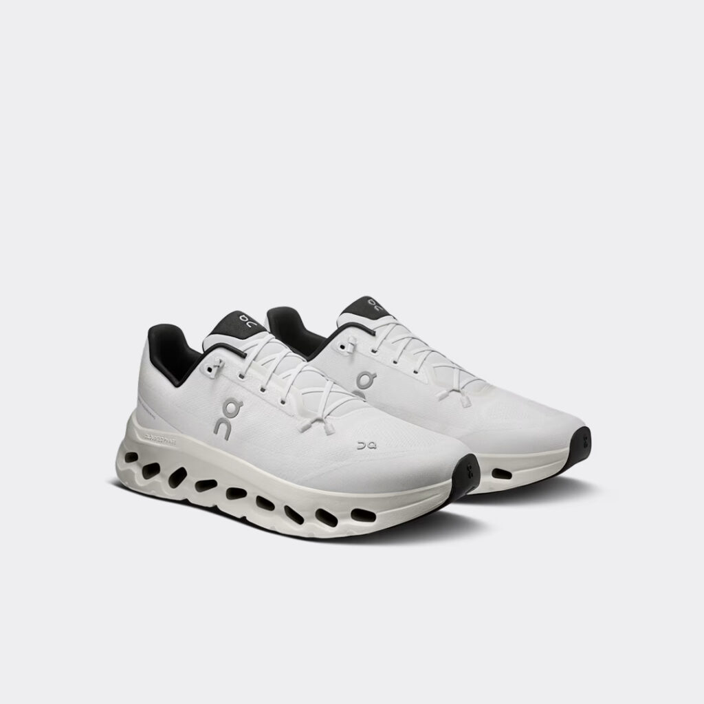 on-cloudtilt-shoes-3me10102531-pearl-ice-1