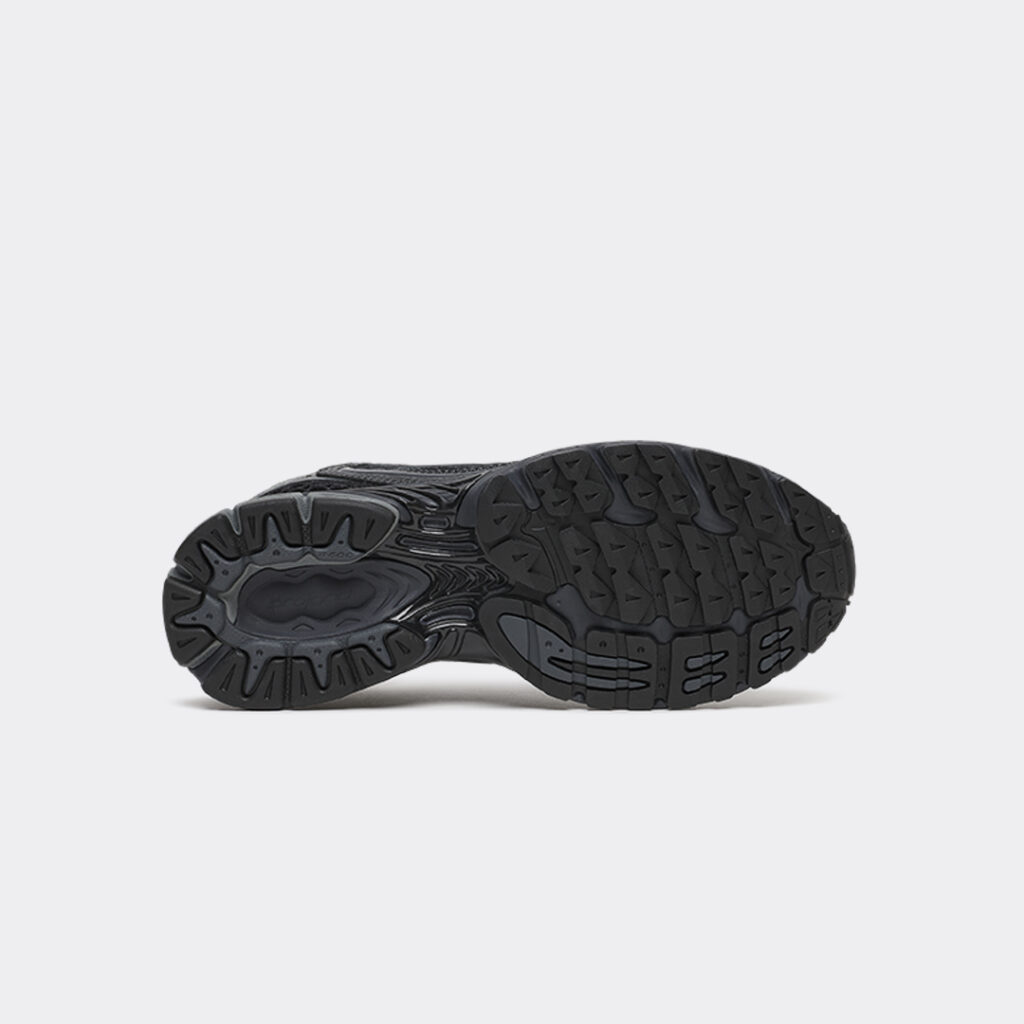 saucony-ride-1-sneakers-s101807-1001-black-4