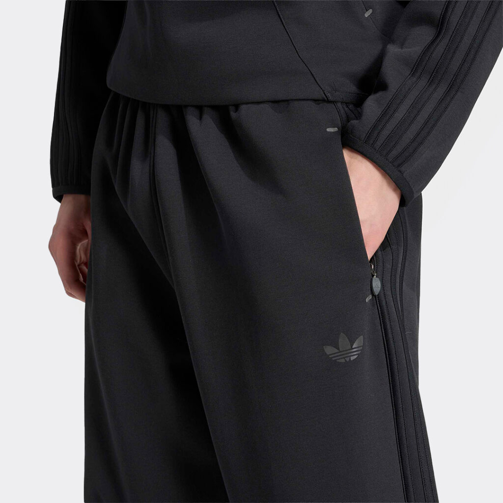adidas-spacer-teamgeist-26-cutline-open-hem-pants-kq8954-black-3