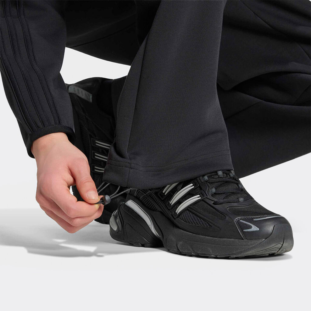 adidas-spacer-teamgeist-26-cutline-open-hem-pants-kq8954-black-4