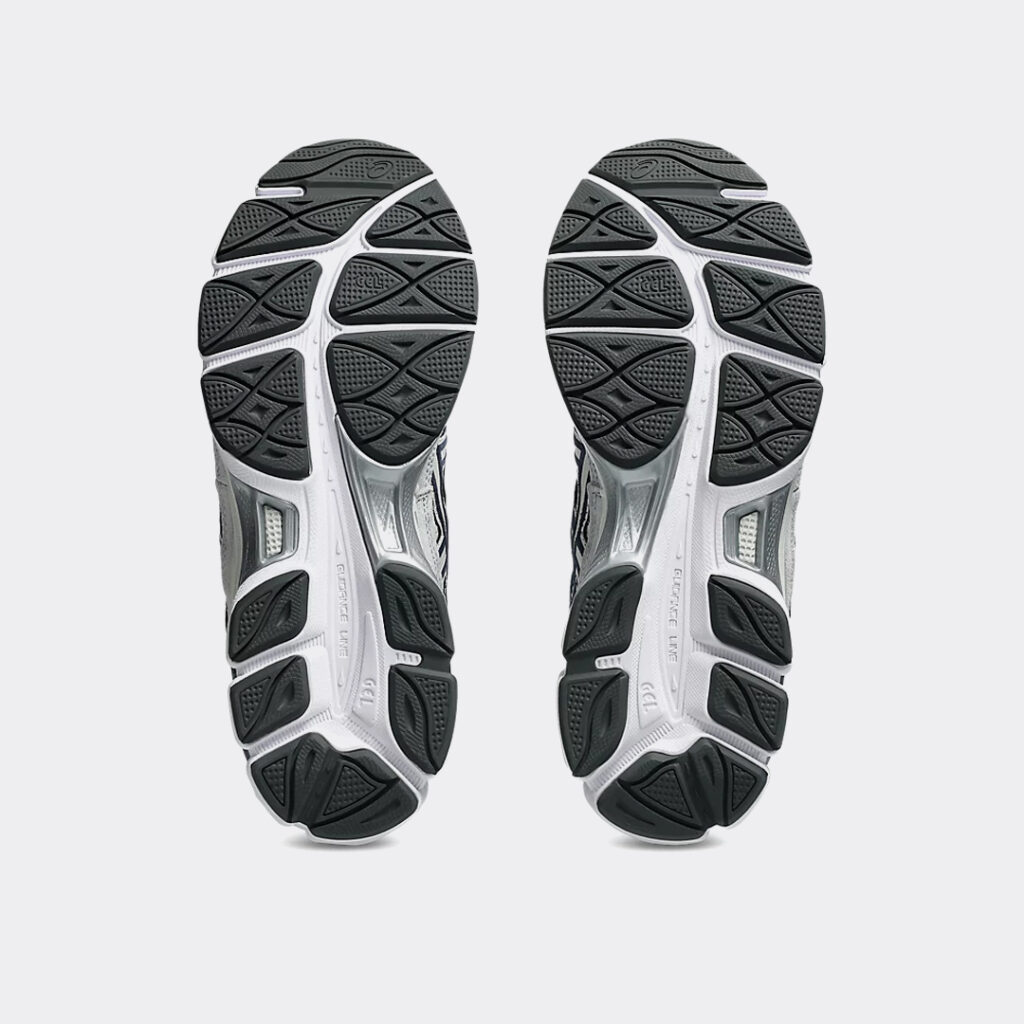 asics-gel-nyc-sportstyle-shoes-1203a383-118-white-midnight-4
