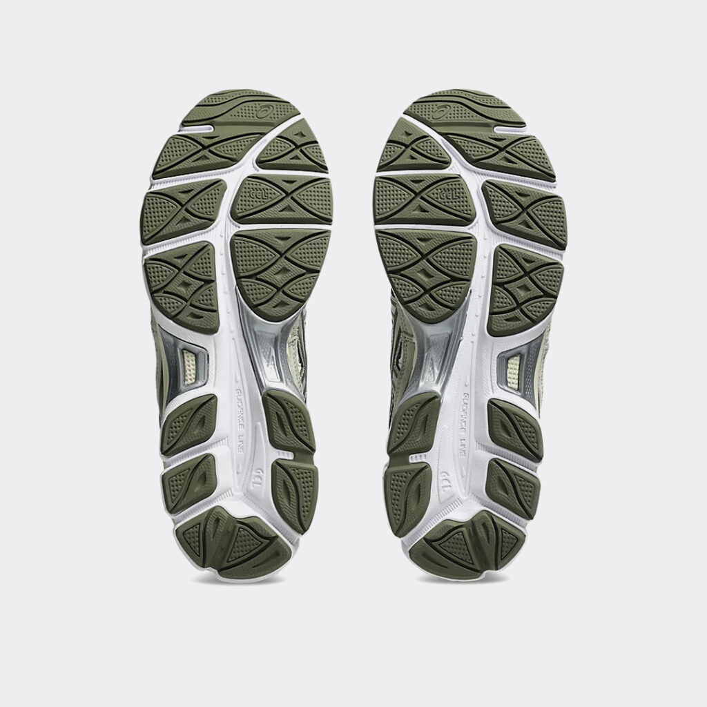 asics-gel-nyc-sportstyle-shoes-1203a739-302-khaki-4