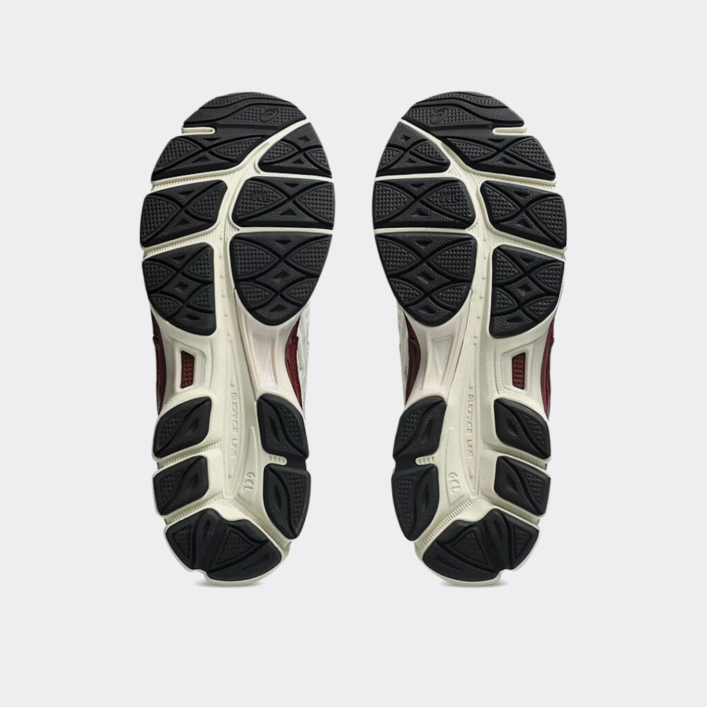 asics-gel-nyc-sportstyle-shoes-1203b081-103-cream-4