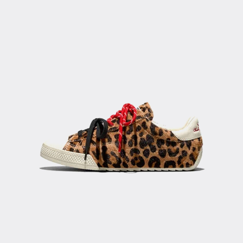 converse-chuck-taylor-lo-leopard-pony-hair-a19174c-black-2