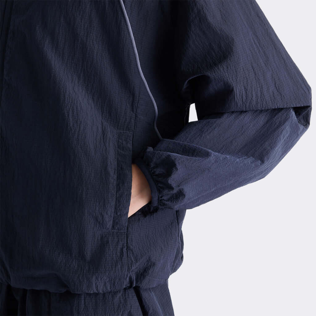 new-balance-sport-legacy-jacket-wj6113ks-dnt-dark-night-3