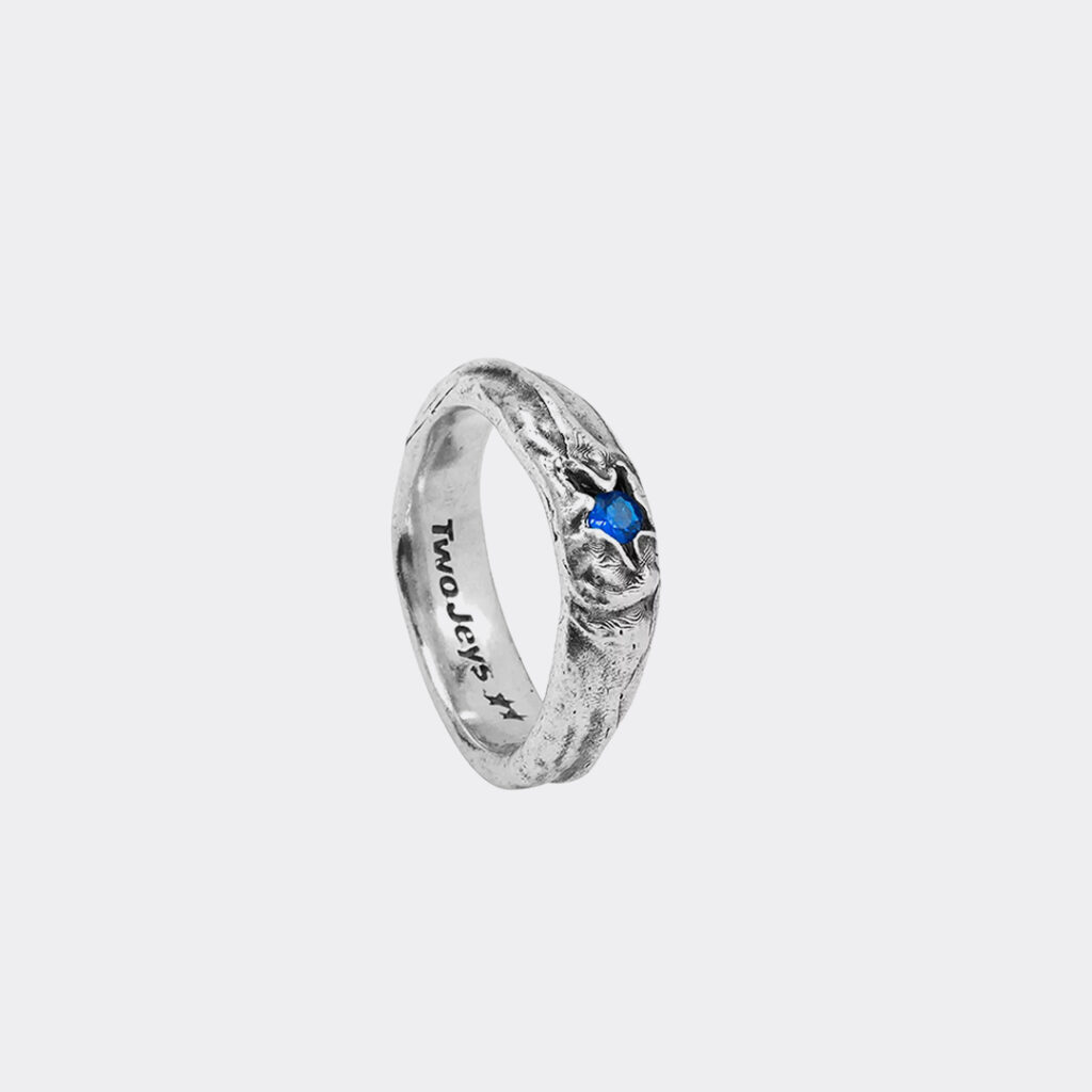 twojeys-blue-stone-ring-419422006